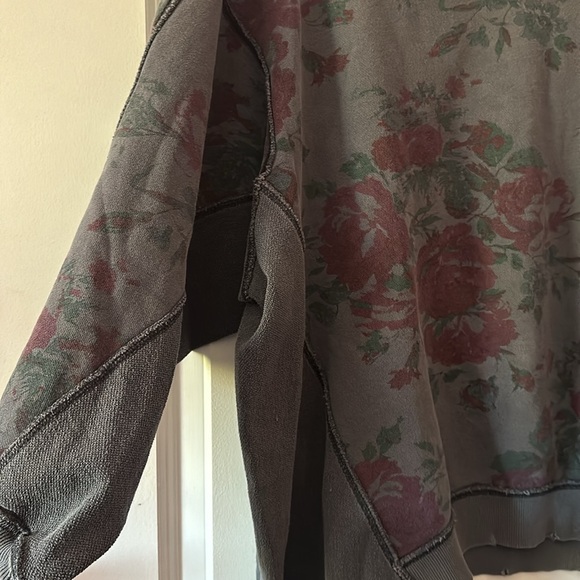 We the Free Sweatshirt - Picture 4 of 10